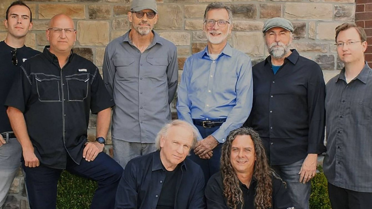 Hard at Play Kansas City Band Hard at Play Kansas City Band