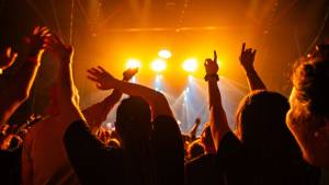 Booking A Dj In Kansas City: Secure A Talented Dj For Your Event In Kansas City To Elevate The Atmosphere And Keep The Dance Floor Lively  